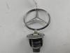 Эмблема Mercedes E-Class W210 (1995-2002) Артикул 54952552 - Фото #1