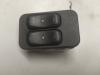Кнопка стеклоподъемника переднего левого Opel Astra G (1998-2004) Артикул 900565215 - Фото #1