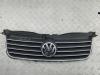 Решетка радиатора Volkswagen Passat B5+ (GP) Артикул 54952733 - Фото #1