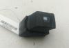 Кнопка открывания лючка топливного бака Volkswagen Passat B5+ (GP) Артикул 55294002 - Фото #1