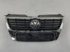 Решетка радиатора Volkswagen Passat B6 Артикул 54998709 - Фото #1