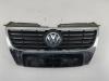 Решетка радиатора Volkswagen Passat B6 Артикул 55002910 - Фото #1
