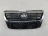 Решетка радиатора Volkswagen Passat B6 Артикул 55286977 - Фото #1